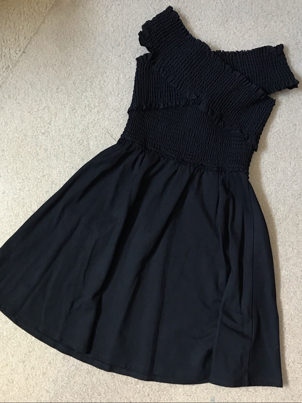 Gianni Bini Black Off-the-Shoulder Smocked Midi Dress